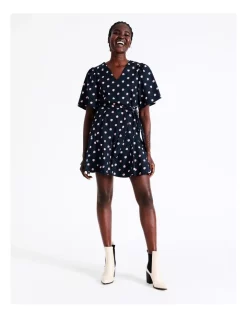 Outlet π Vero Moda Nibi 2/4 Short π Dress Navy Blazer π 11 Outlet π Vero Moda Nibi 2/4 Short π Dress Navy Blazer π -Sweetheart Sales Store unnamed file 1153