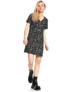 Best Sale 👏 Quiksilver Beat The Heat Mini 👗 Dress Ditsy Black 🛒 -Sweetheart Sales Store unnamed file 2625