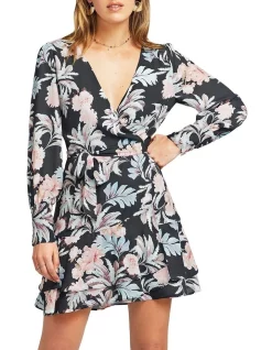 Cheapest 🌟 Belle & Bloom A Night With You Mini Wrap 👗 Dress 💯