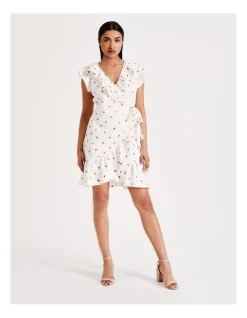 Deals 🤩 Y.A.S Strawba Sleeveless Cotton Wrap 👗 Dress In Eggnog 🔔 -Sweetheart Sales Store unnamed file 894