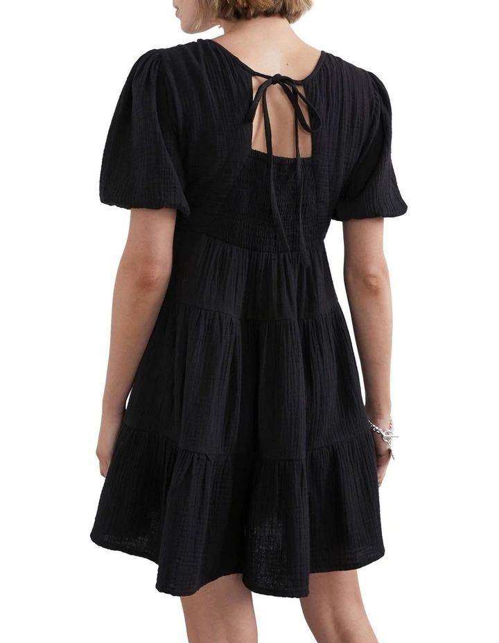 Hot Sale π French Connection Cotton Crinkle Puff Sleeve π Dress In Back β¨ 4 Hot Sale π French Connection Cotton Crinkle Puff Sleeve π Dress In Back β¨ - Image 2